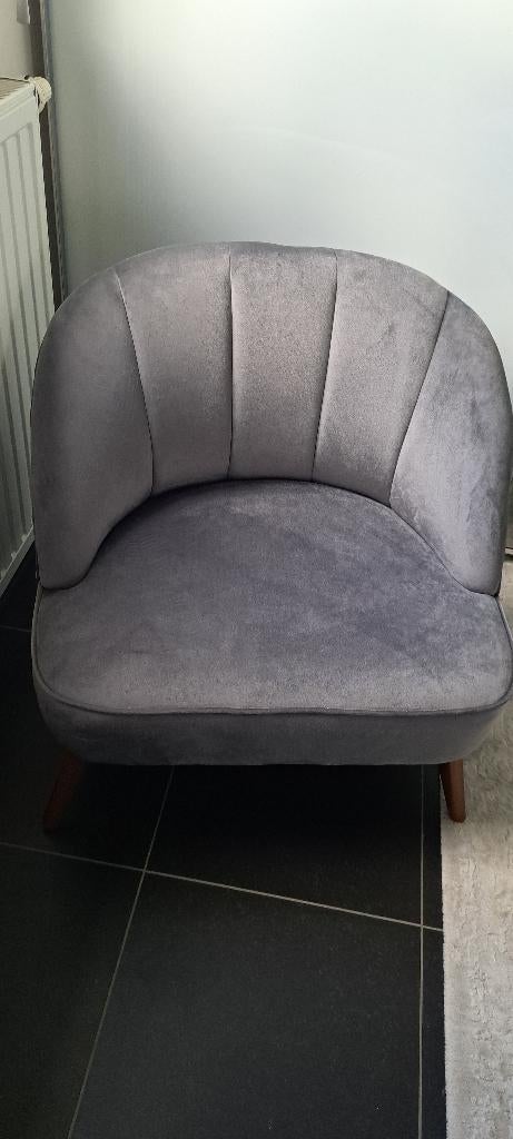 fauteuil  de chambre en daim bleu, Maison & Meubles, Fauteuils, Enlèvement, Comme neuf, Bois, Moins de 50 cm