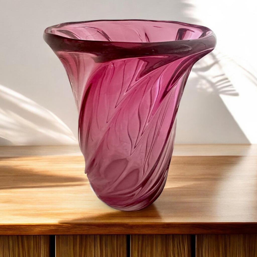 Vase en cristal rose Val Saint Lambert - René Delvenne - Mod, Enlèvement ou Envoi