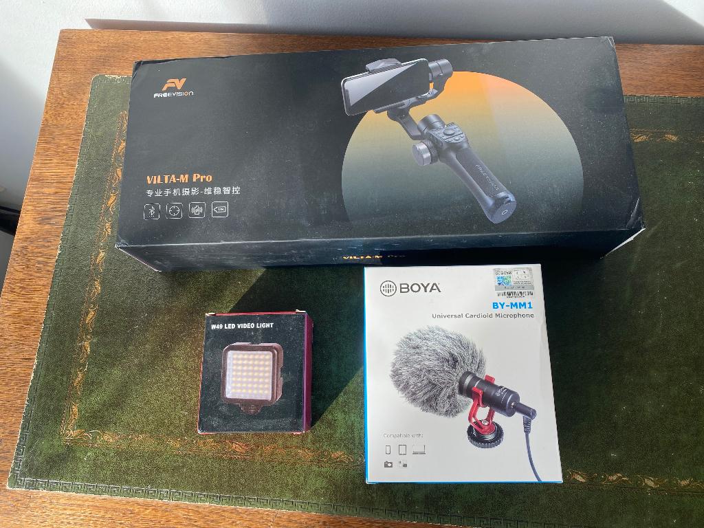 Cardan Vilta M Pro pour smartphone, Enlèvement ou Envoi, Comme neuf, Moins de 150 cm, Mini trépied