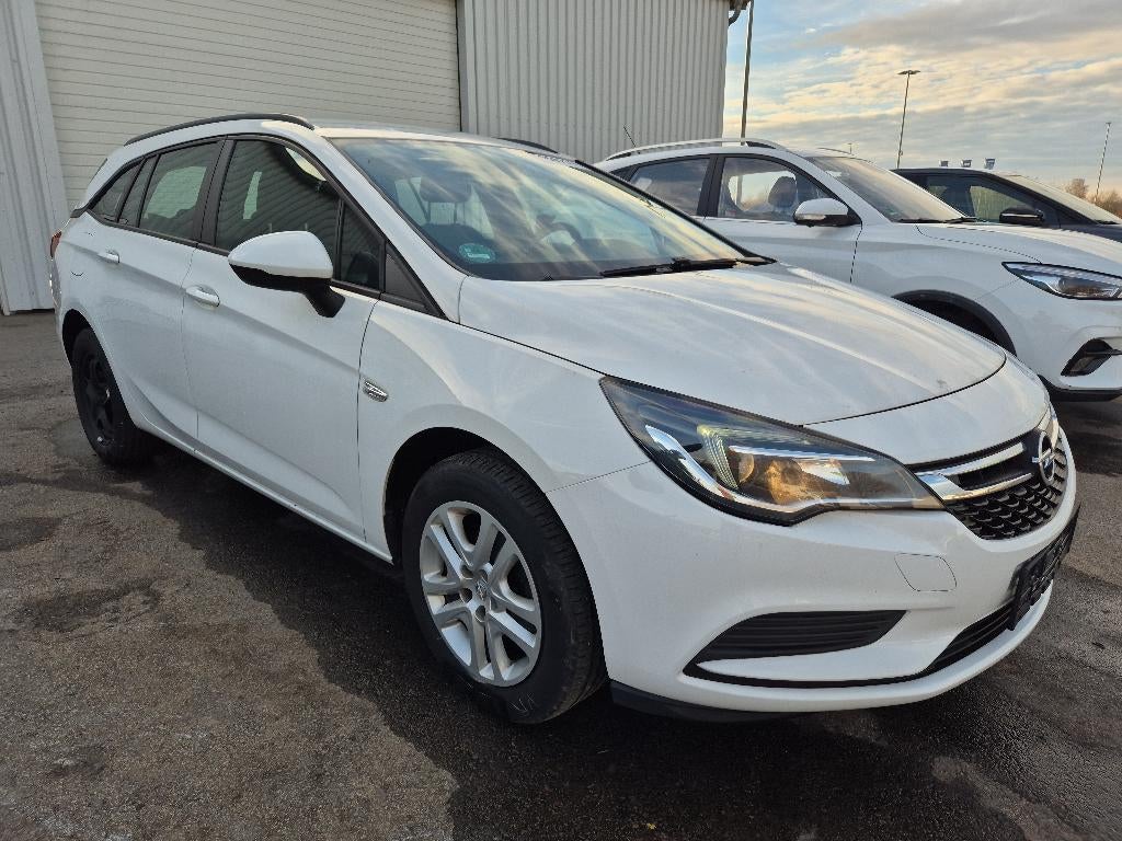 2018 Opel Astra K Sports Tourer Edition, Voorwielaandrijving, Parkeersensor, Stof, Euro 6