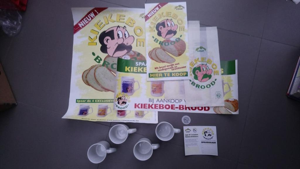 kiekeboe Vitar Actie curiosa koffiemokken, pancarde, etc...., Verzamelen, Ophalen of Verzenden, Overige figuren, Zo goed als nieuw