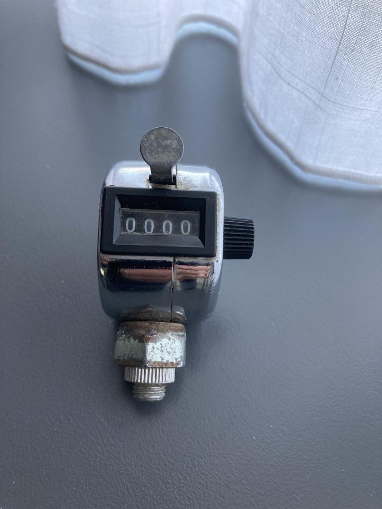 ordinateur pour la recherche, Enlèvement, Utilisé