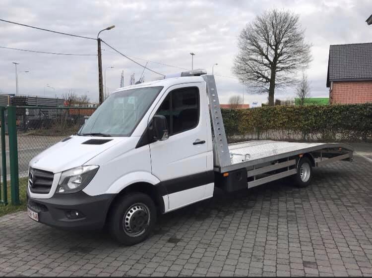 Takelwagen TE HUUR RIJBEWIJS B ONBEPERKTE KM’S !!, Euro 6, Wit, Particulier, USB