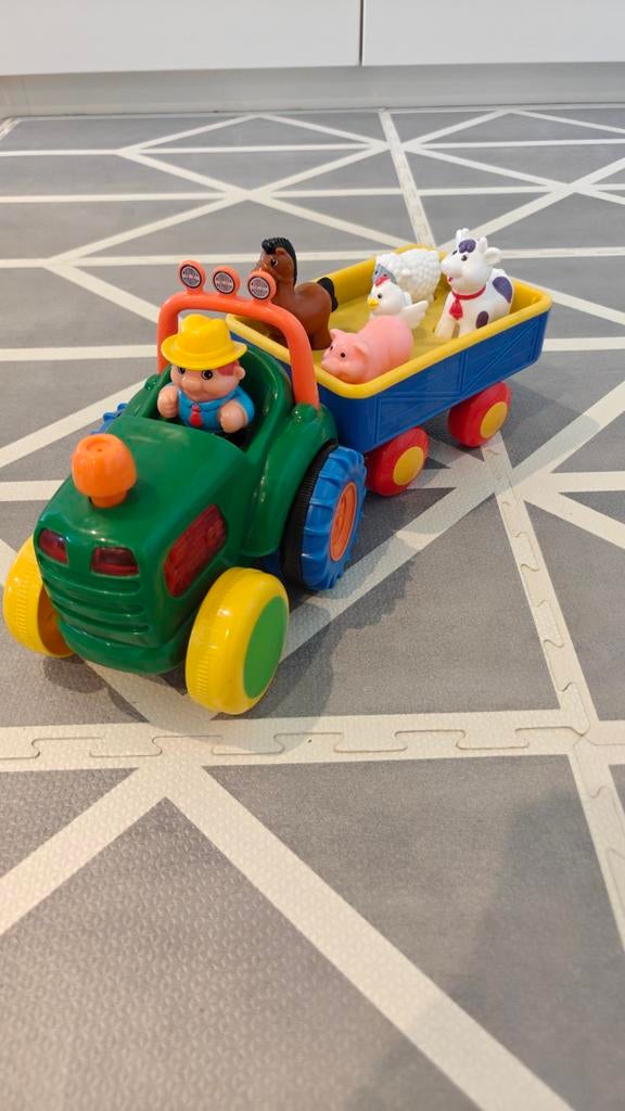 Big Steps Play Old MacDonald tractor & trailer, Enlèvement