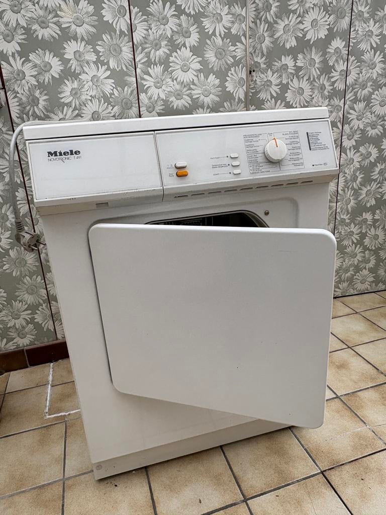 Miele droogkast 491T, Ophalen, Gebruikt, Luchtafvoer, 4 tot 6 kg