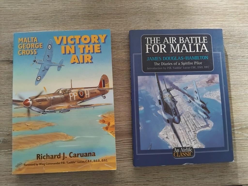 Malta WW2, Boeken, Ophalen of Verzenden, Tweede Wereldoorlog, Gelezen, Luchtmacht