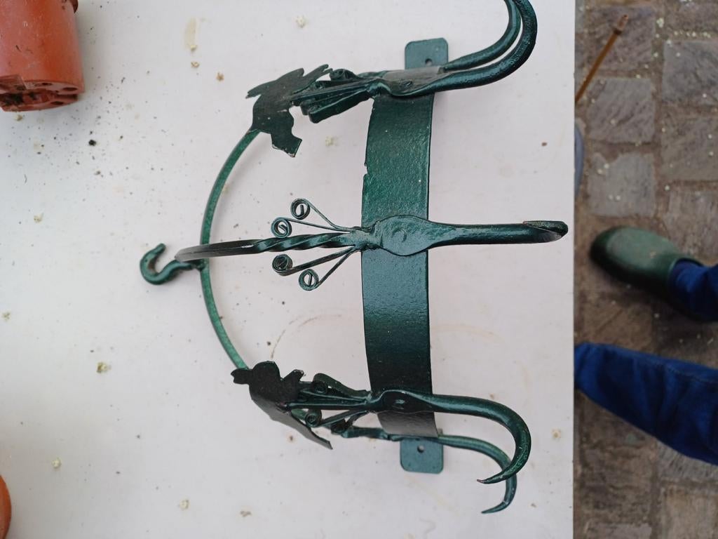 Smeedijzeren hangrekje voor plantjes, Ophalen of Verzenden