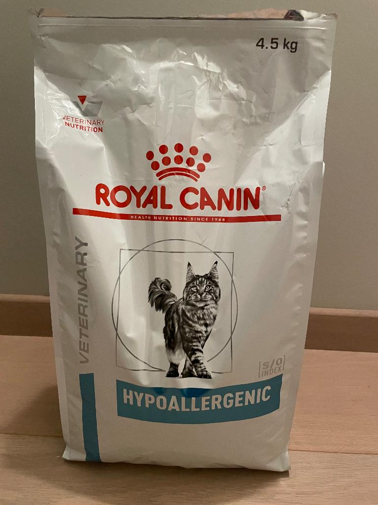 2 zakken Royal canin hypoallergenic katten droogvoer, Ophalen, Kat