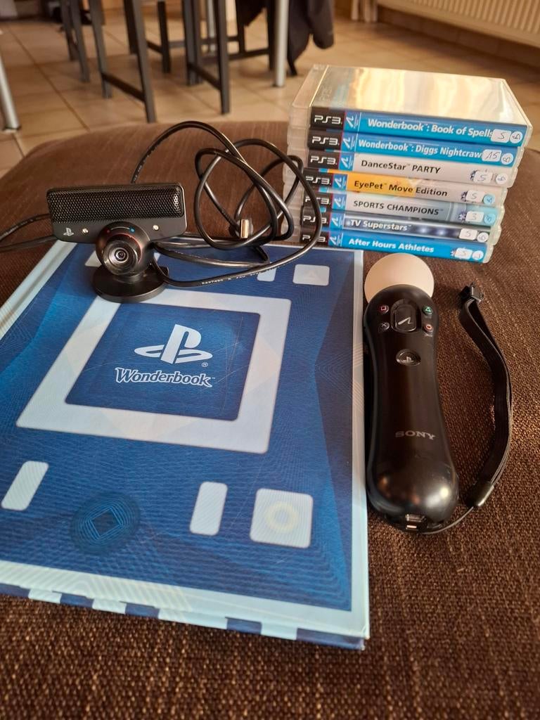PS3 wonderbook + move controller + camera + 7 games, Ophalen of Verzenden, Zo goed als nieuw