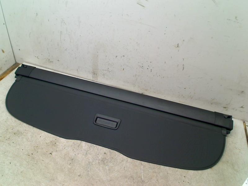 ROLGORDIJN bagage Audi Q3 (8UB / 8UG) (8U0863553), Gebruikt, Dhr. R. de Gouw, Audi, De Bloemendaal 21 21
5221 EB  'S HERTOGENBOSCH, NL