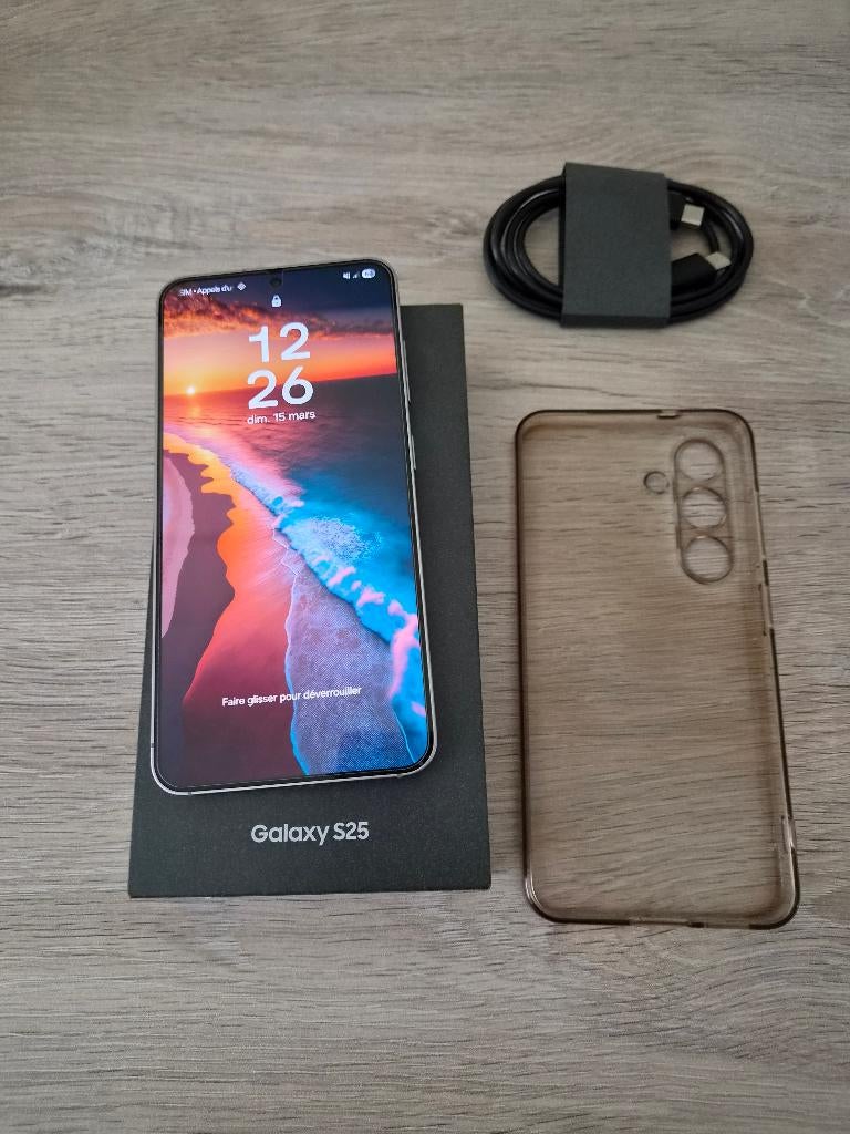 SAMSUNG GALAXY S25 ZILVER, Telecommunicatie, Mobiele telefoons | Samsung, 128 GB, Ophalen, Zo goed als nieuw