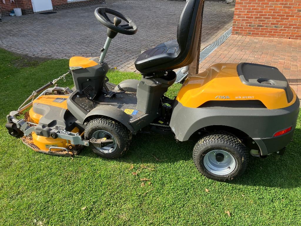 Grasmaaier Stiga 4x4 park 345PWX met combi 100Q lus, Ophalen, Zo goed als nieuw, 50 cm of meer, Opvangbak