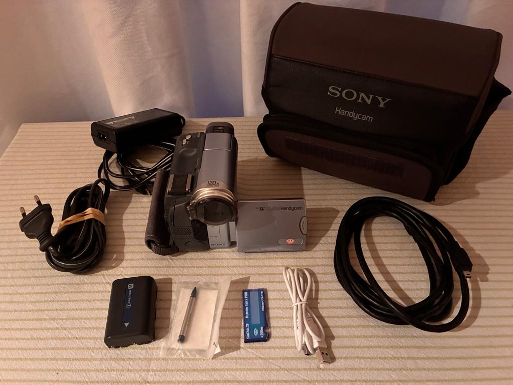 Sony Mini DV Camara - Handycam, Gebruikt, 20x of meer, Ophalen of Verzenden, Camera