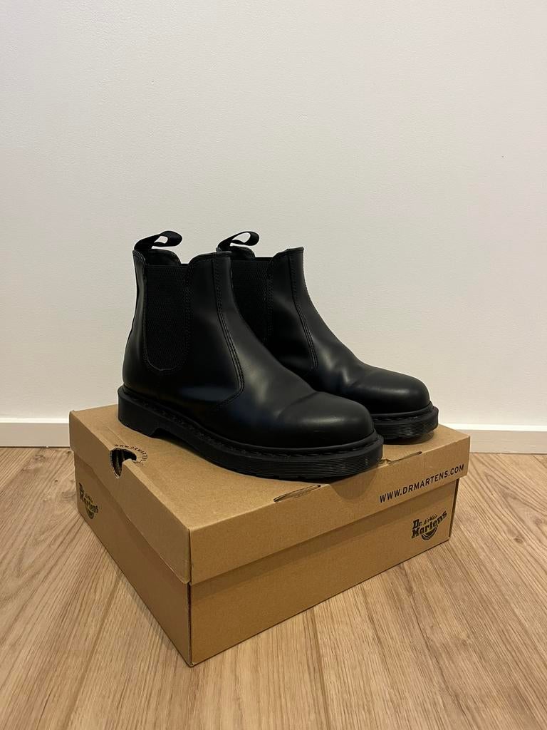 Bottines Dr Martens T 43, Neuf, Bottes, Enlèvement, Noir