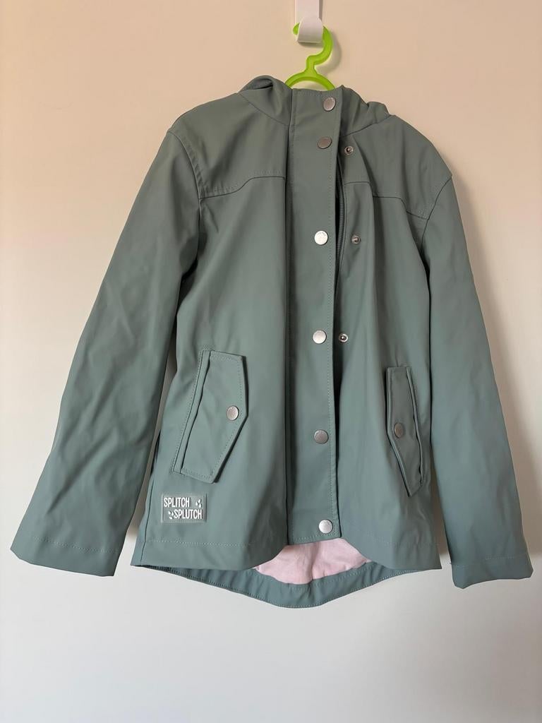 Regenjas met kap nooit gedragen maat 128, Ophalen