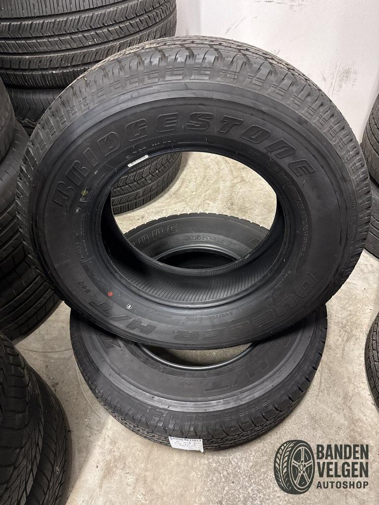 2 x 245-70-16 111S Nieuwe Bridgestone Dueler H/T 840 Reinfor, Autos : Pièces & Accessoires, Pneus & Jantes, Pneu(s), 4 Saisons