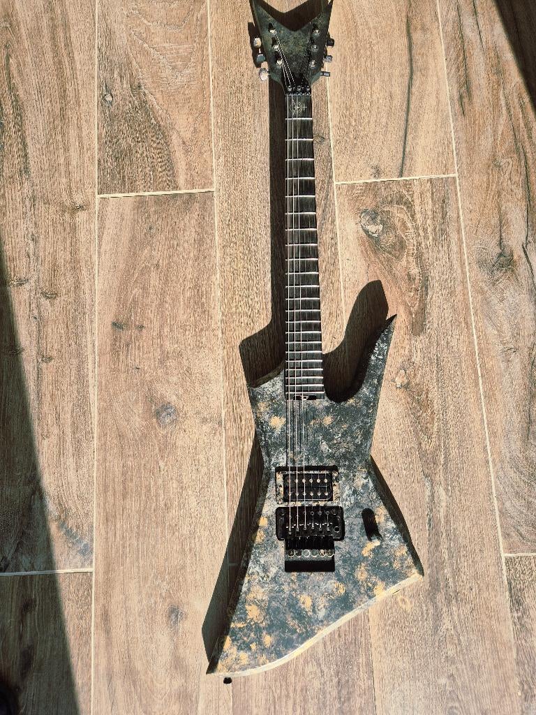 Ronciswall explorer-luthier gitaar, Muziek en Instrumenten, Ophalen, Zo goed als nieuw, Solid body, Overige merken