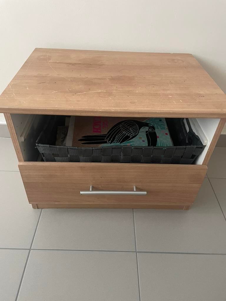 Gratis mini kast nachtkast, Huis en Inrichting, Ophalen of Verzenden, Zo goed als nieuw