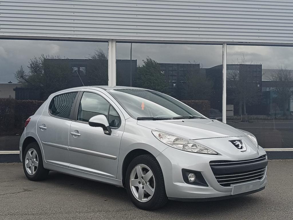 PEUGEOT 207 1.4 ESSENCE AIRCO HOMOLOGUÉ EURO5 À VENDRE!!, Autos, Peugeot, Achat, Noir, 5 portes, 5 places