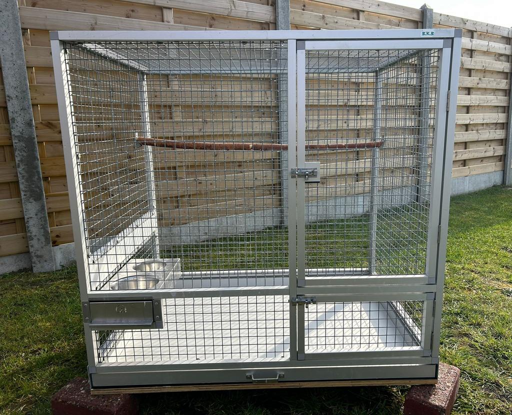 Ruime en super degelijke volière, Enlèvement, Neuf, Aluminium, Volière