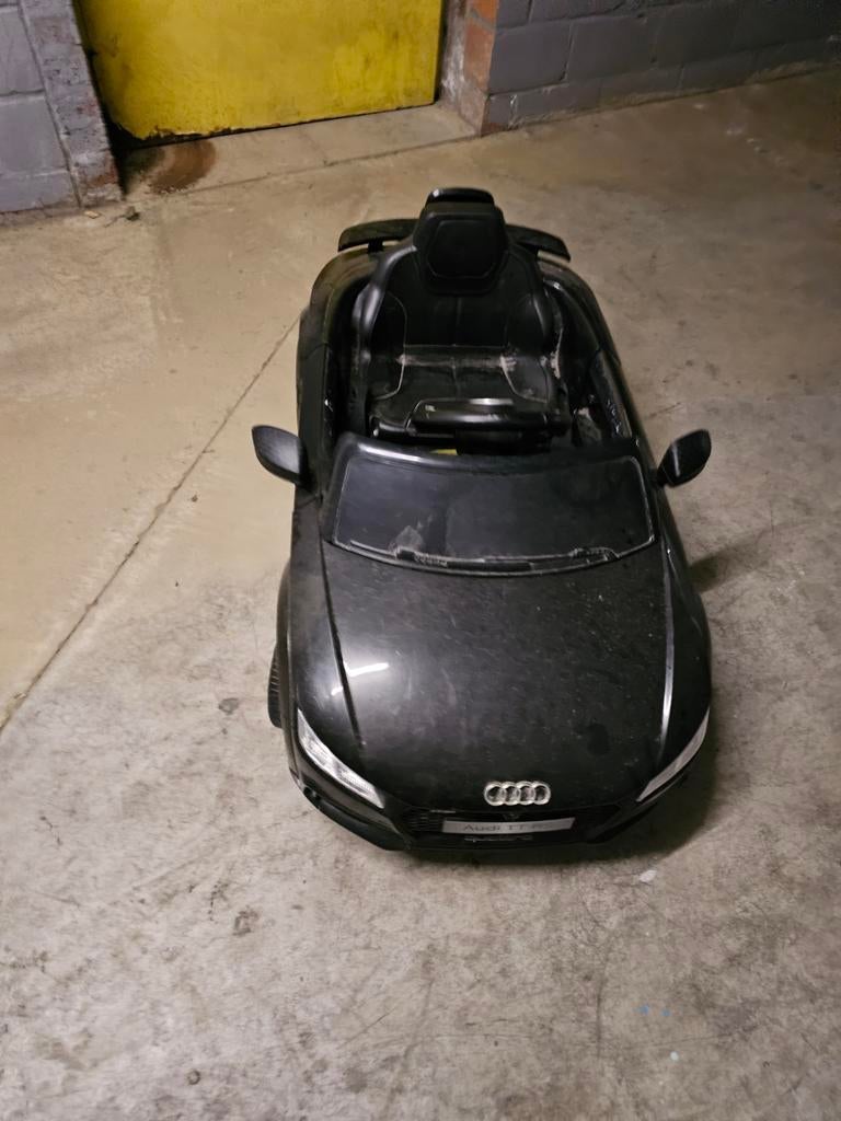 voiture électrique enfants