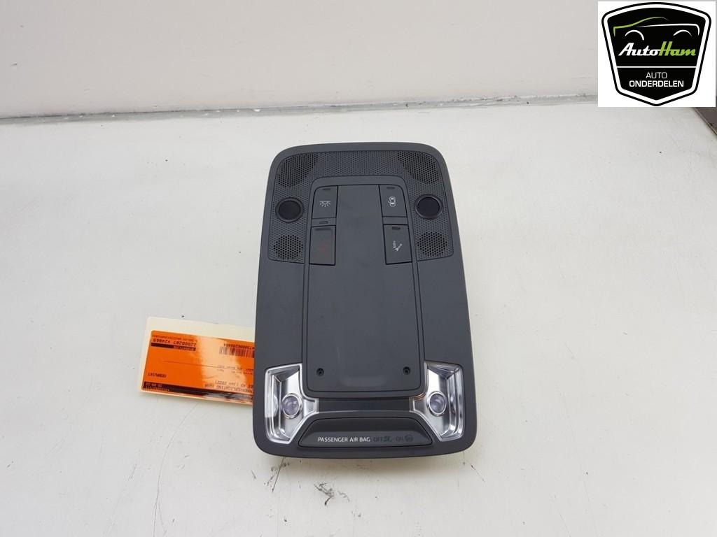 PLAFONNIER AVANT Audi A3 Limousine (8YS) (|8Y0947135E|), Autos : Pièces & Accessoires, Auto-Union-Straße  1,
85057  Ingolstadt, DE
