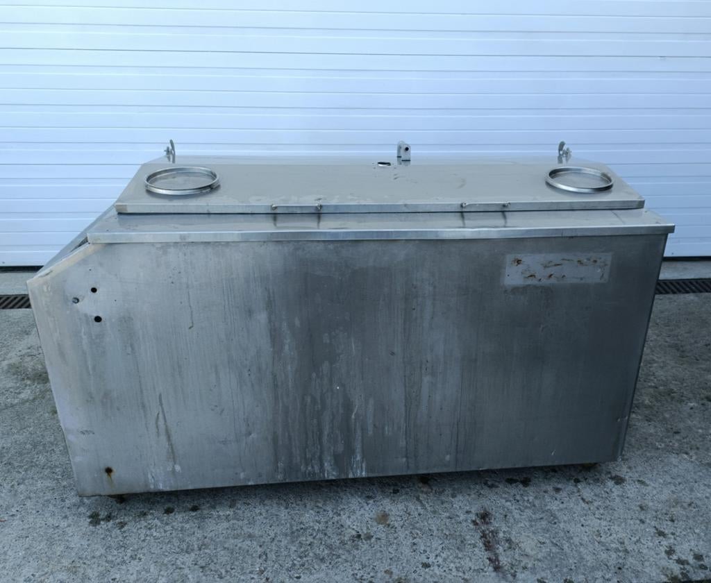 Inox kuip met deksel drinkbak dieren en materiaal tractor, Dieren en Toebehoren, Runderen, Meerdere dieren, 0 tot 2 jaar