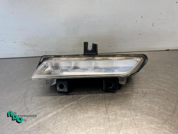 Veilleuse gauche d'un Renault Clio (Clio 4 12-), Renault, -, 3 mois de garantie, Utilisé