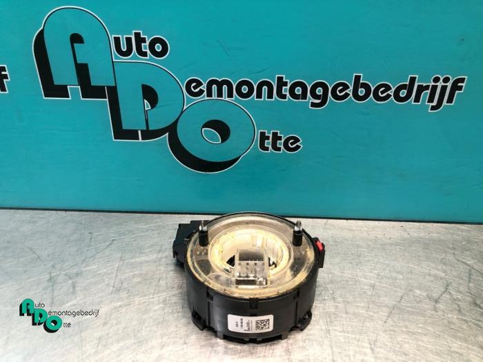 Ressort tournant airbag d'un Volkswagen Golf (Golf 04-), Autos : Pièces & Accessoires, Volkswagen, -, 3 mois de garantie, Utilisé