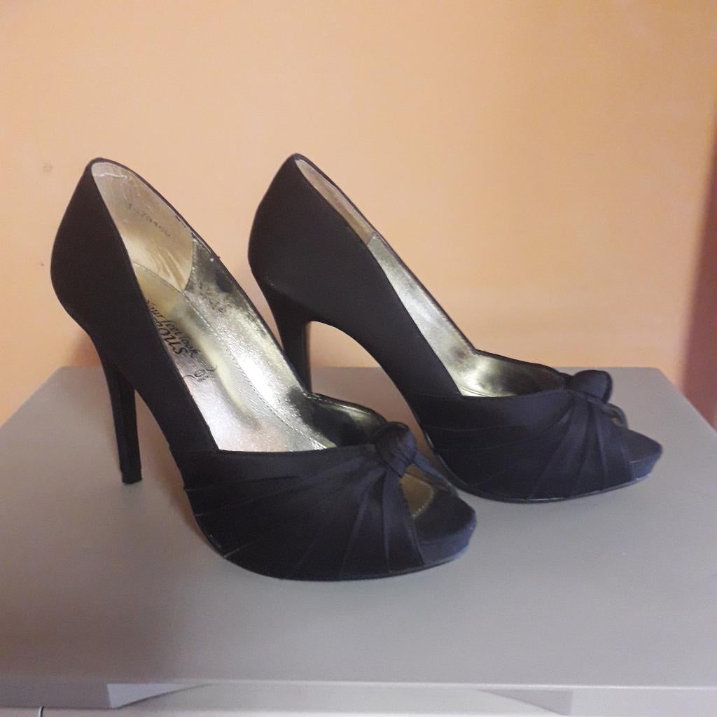 schoenen, Verzenden, Zo goed als nieuw, Schoenen met lage hakken