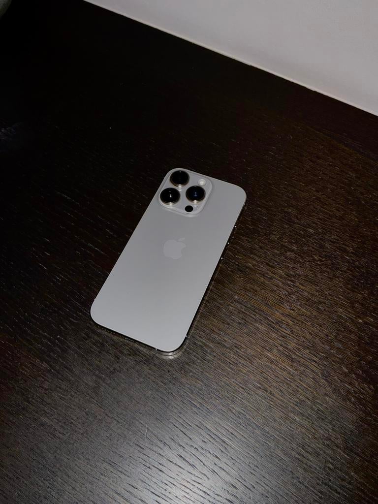 Iphone 16 Pro 128gb Natural Titanium, Télécoms, Téléphonie mobile | Apple iPhone, IPhone 16 Pro, 128 GB, Comme neuf, Enlèvement