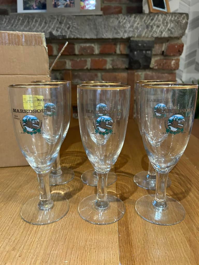 6 verres Maredsous, Enlèvement, Verre à bière