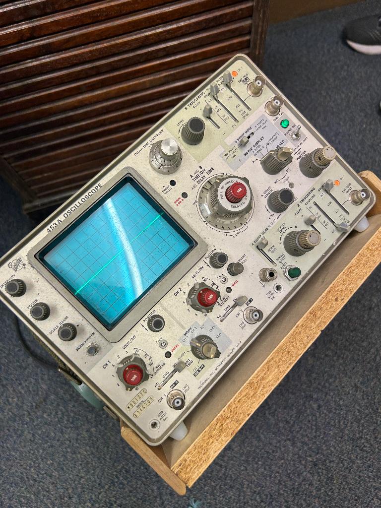 Tektronix 453A oscilloscoop, Doe-het-zelf en Bouw, Meetapparatuur, Ophalen, Gebruikt, Geluid