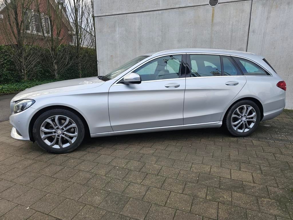 Mercedes C180 ESSENCE, Autos, Achat, Entreprise, Garantie prolongée, Boîte manuelle