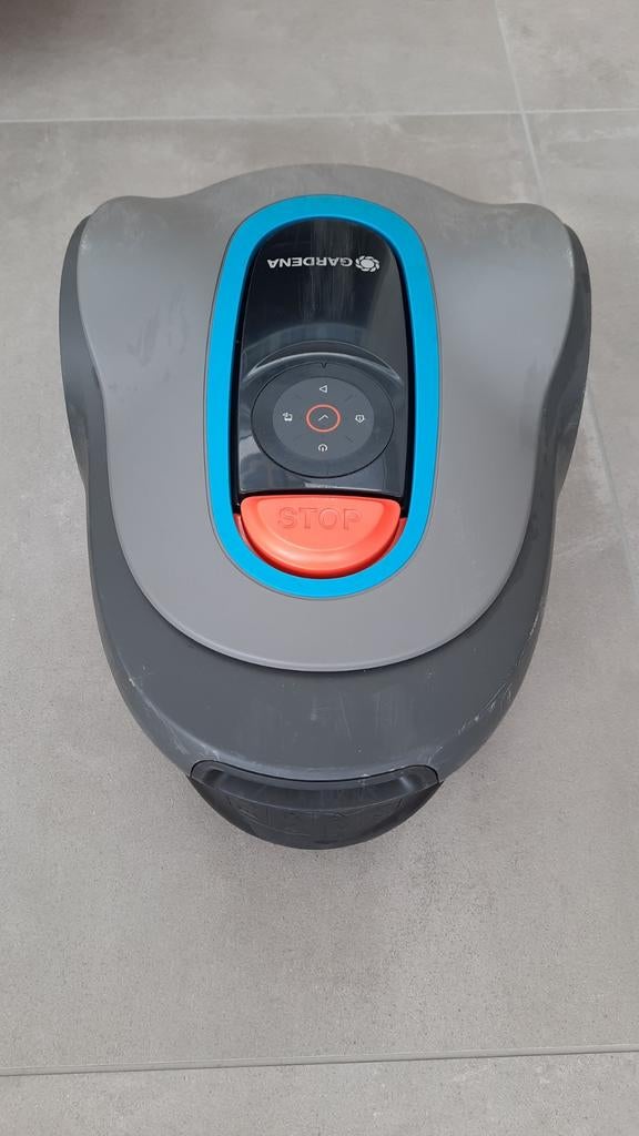 Robotmaaier Gardena Sileno minimo 400m2 + Sileno garage, Enlèvement