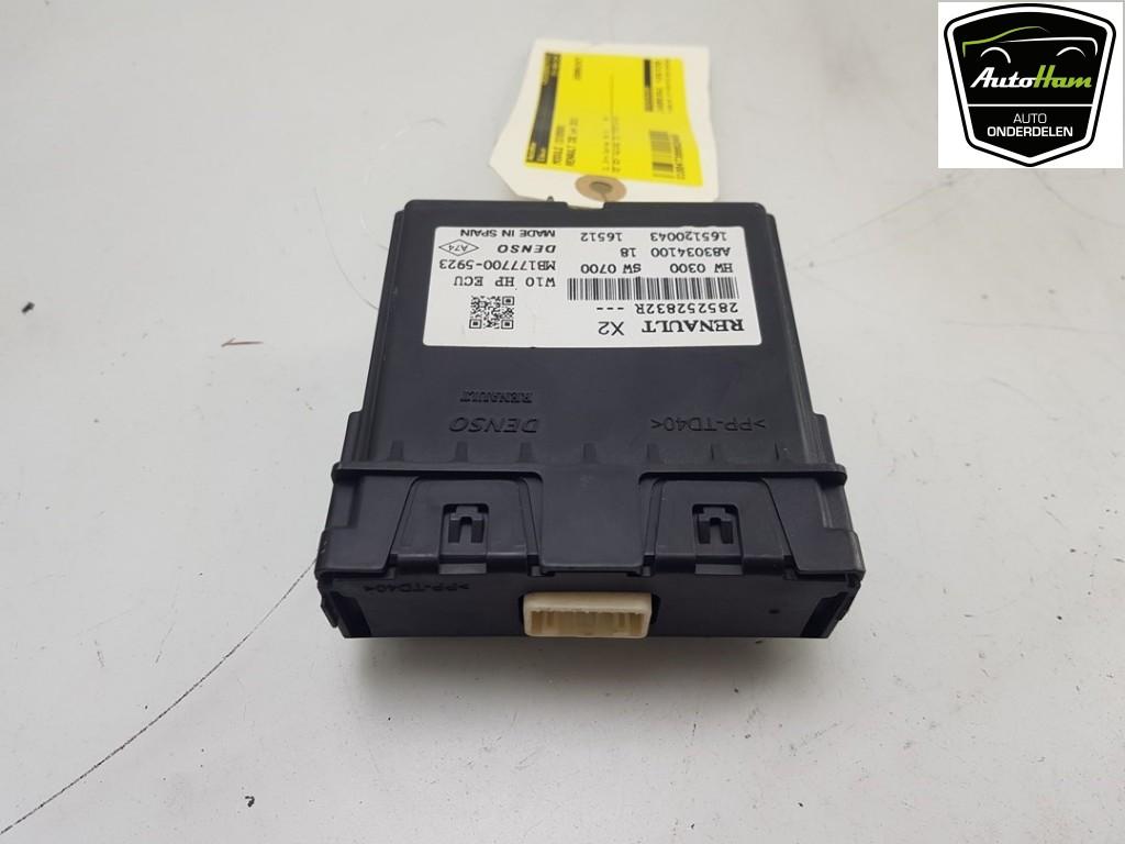 ORDINATEUR DIVERS C Renault Zoé (AG) (285252832R), Utilisé, Renault