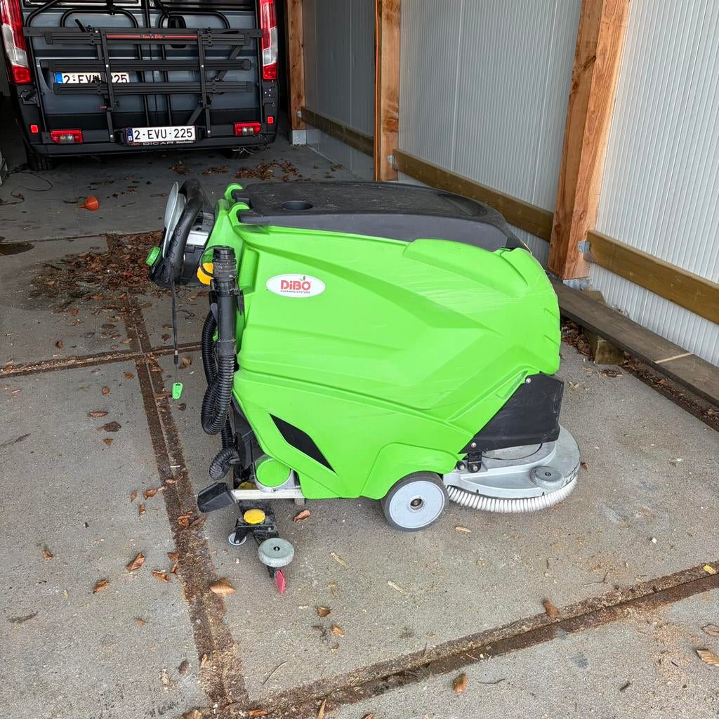 Dibo schrob zuigmachine, Ophalen