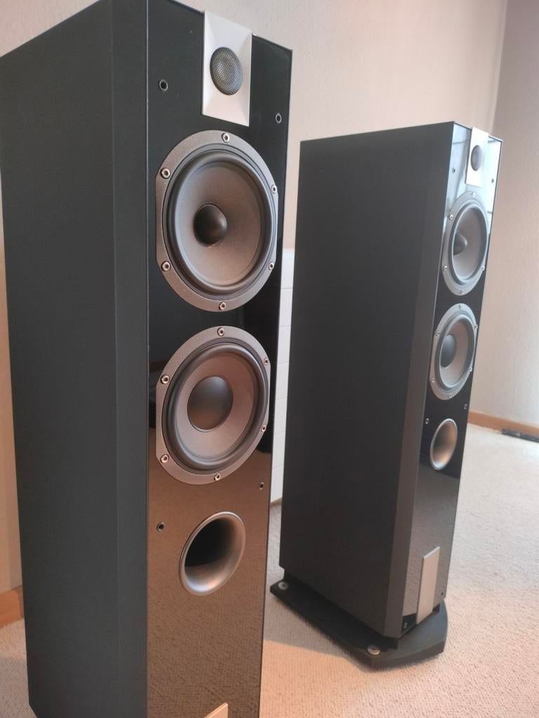 Haut-parleurs de classe Focal 816V en bon état, TV, Hi-fi & Vidéo, Enceintes, Haut-parleurs Frontaux, Arrière ou Stéréo, Enlèvement