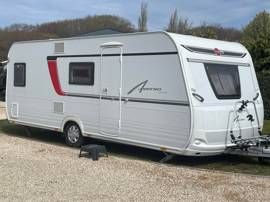 Grote 6 persoons caravan Burstner Averso 570TK,Mover,tent, Caravans en Kamperen, Caravans, Stapelbed, Rondzit, Schokbreker, Bedrijf