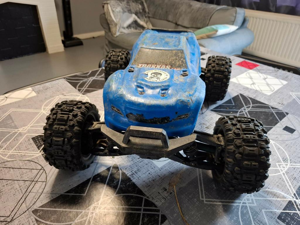a vendre traxxas maxx v2 ( widemaxx ), Hobby & Loisirs créatifs, Modélisme | Radiocommandé & Téléguidé | Voitures, Utilisé, Voiture off road
