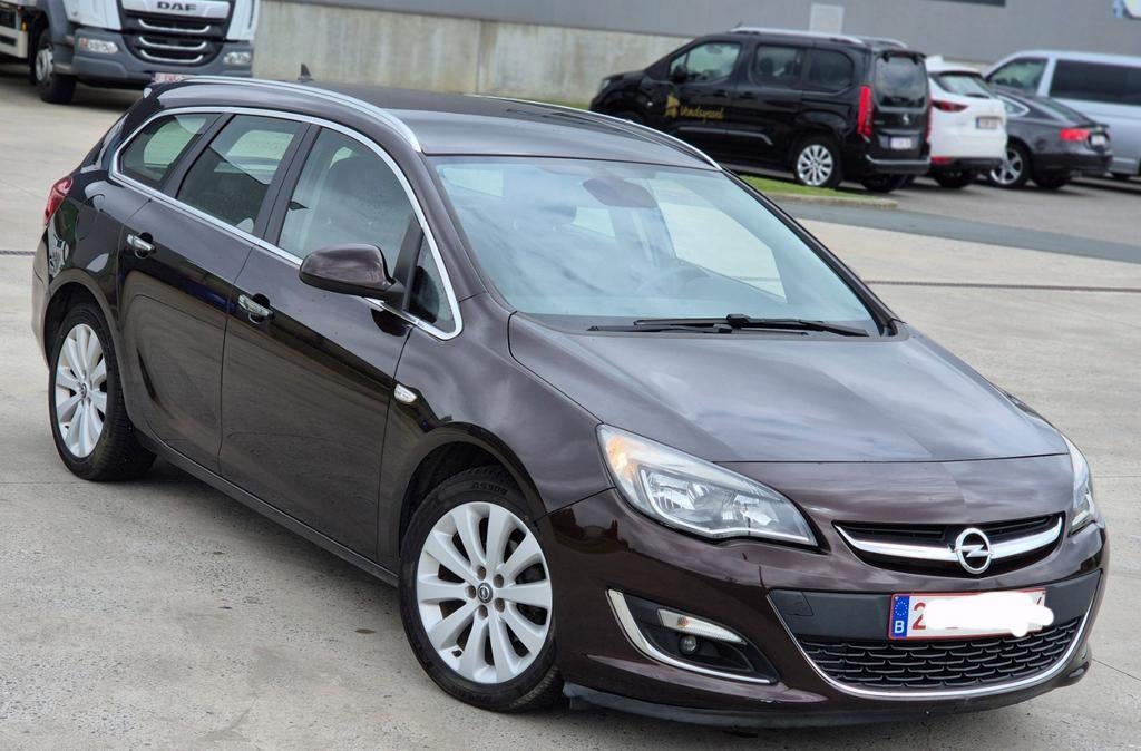Opel astra 13cdti 230mkm cuir clima gps 2700€ CTOK, Auto's, Opel, Euro 5, Leder, 5 deurs, Particulier