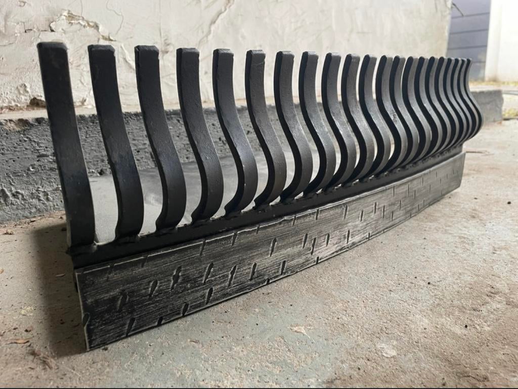 Grille de cheminée ancienne en fonte, Maison & Meubles, Enlèvement, Comme neuf