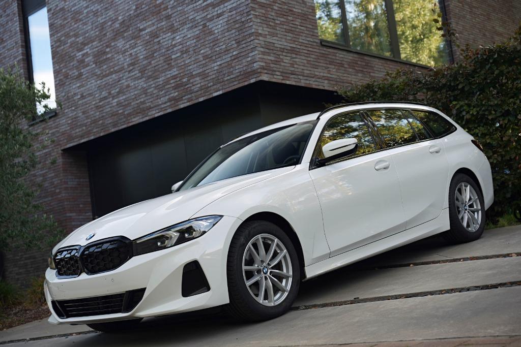 BMW 318 iA Touring Facelift ShadowLine/WideScreen/CarPlay, Autos, BMW, Achat, Euro 6, Entreprise, 5 portes