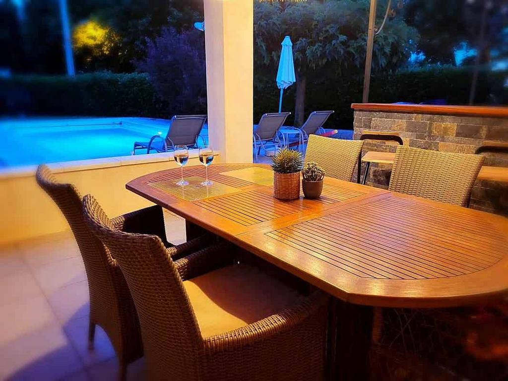 Maison de vacances avec piscine privée à louer en Provence, Propriétaire, Village, Maison de campagne ou Villa, 7 personnes