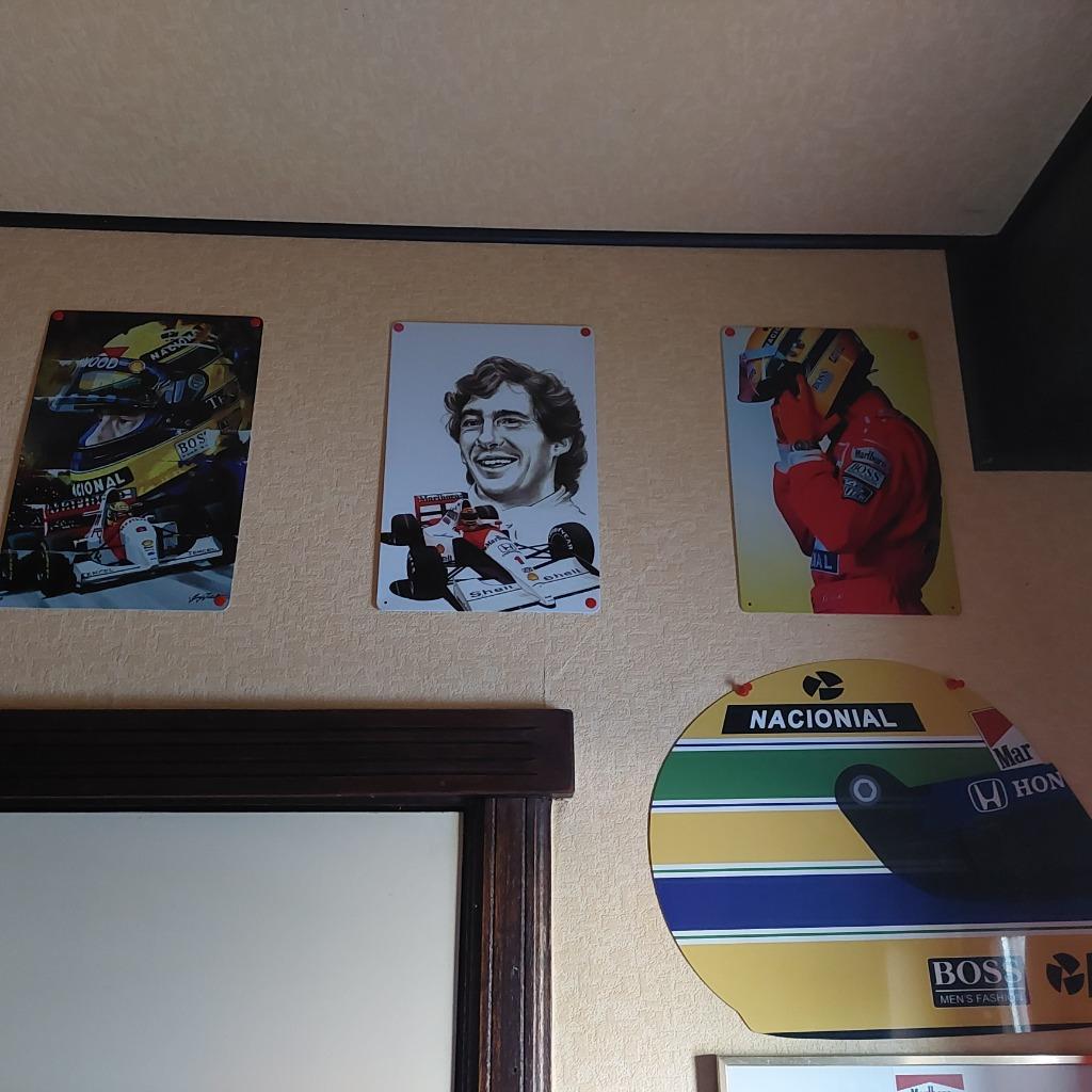 LOT AYRTON SENNA MARLBORO PLAQUE METALIQUE PUB CIGARETTE, Collections, Enlèvement ou Envoi, Comme neuf, Panneau publicitaire