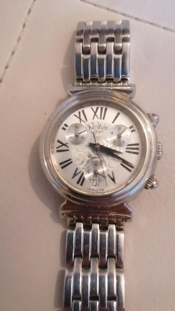 Jollies montres, De chez Pierre Balmain, Handtassen en Accessoires, Horloges | Dames, Ophalen of Verzenden, Zo goed als nieuw