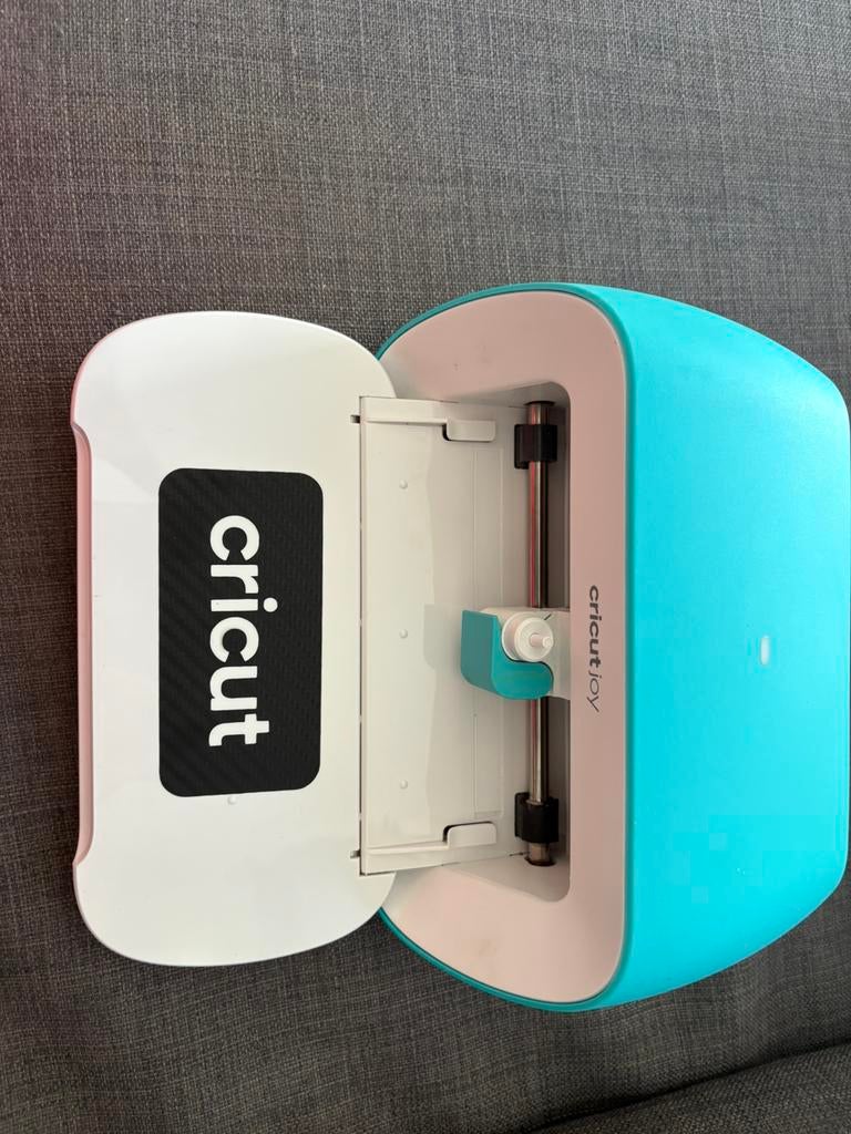 Cricut joy + vloerkleed, Hobby en Vrije tijd, Ophalen of Verzenden, Zo goed als nieuw