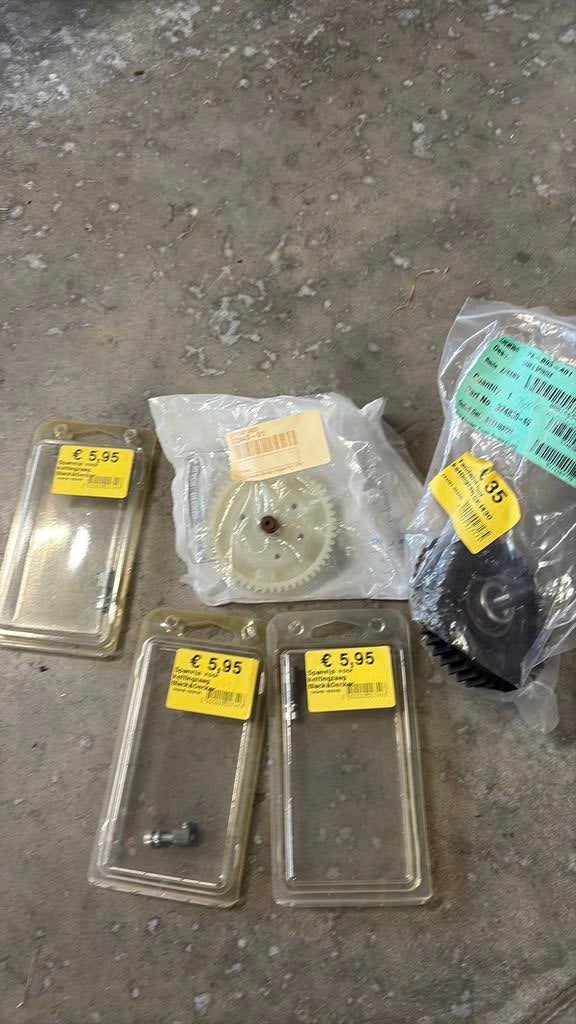 Tandwiel/ spanvijs kettingzaag, Ophalen, Zo goed als nieuw