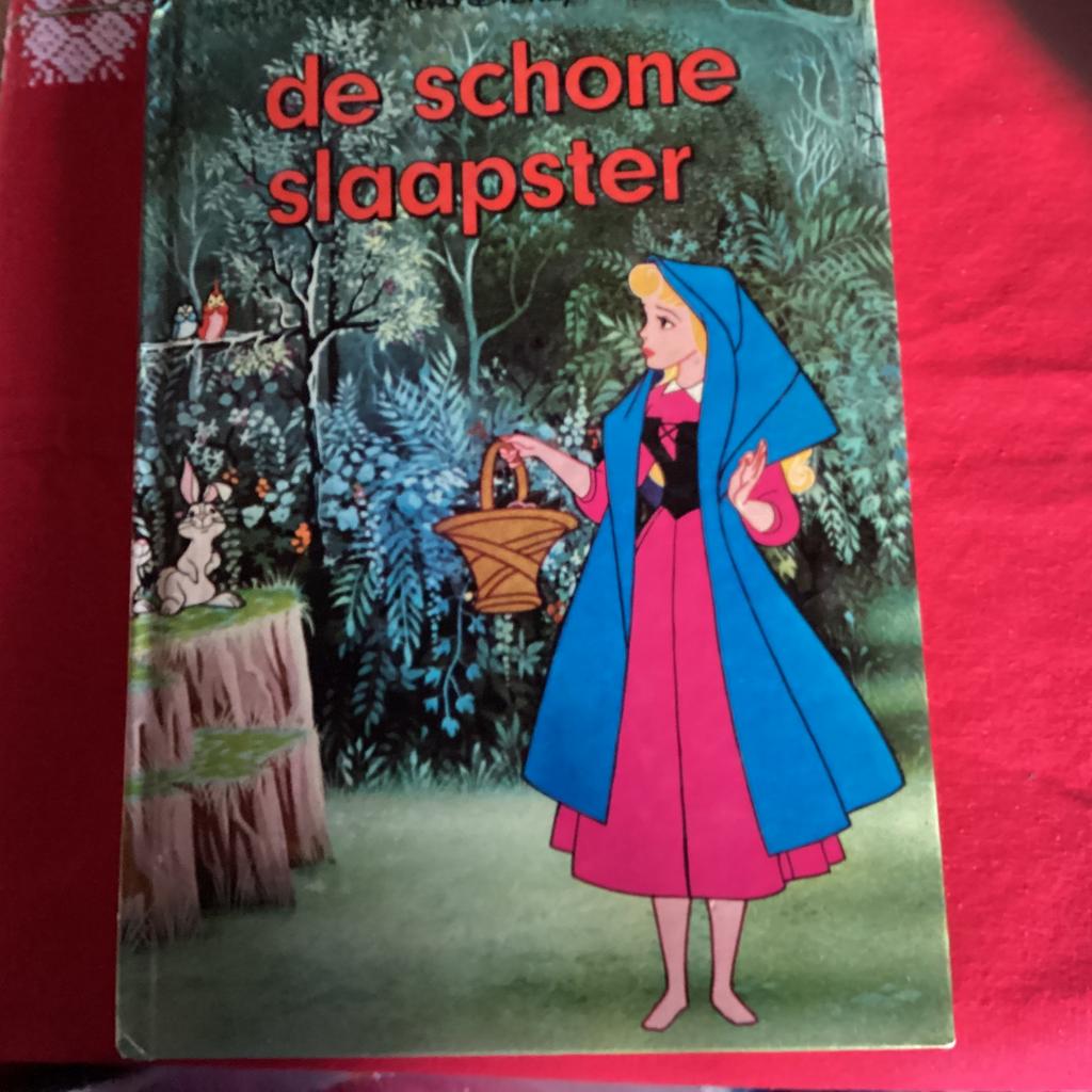 La Belle au bois dormant ., Enlèvement ou Envoi, Comme neuf, Fiction