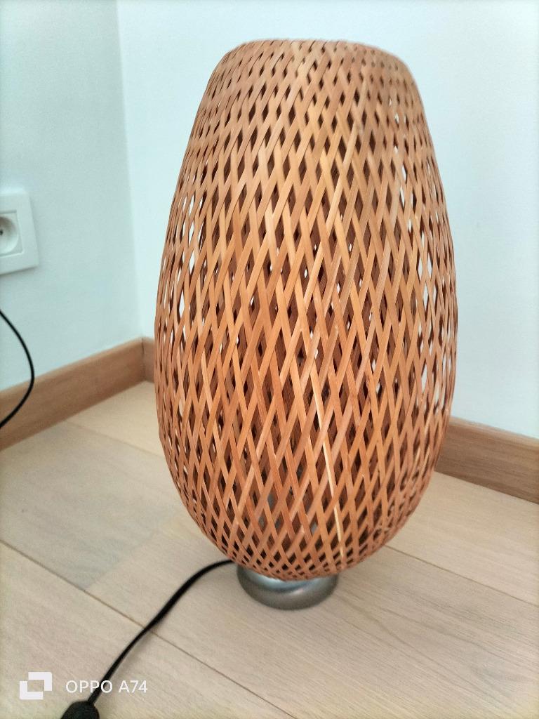 LAMPE IKEA EN BAMBOU TRESSE avec lampe E27  led 7V, Maison & Meubles, Enlèvement, Utilisé, Bois, Moins de 50 cm
